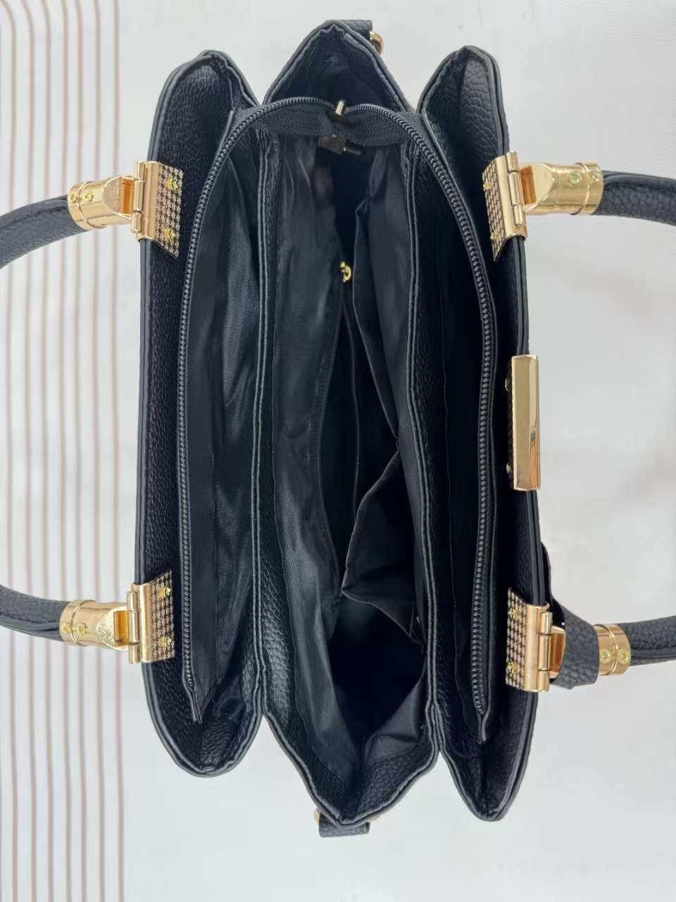 Classic Women’s PU Leather Tote Handbag – Large Capacity Fashion Shoulder Bag