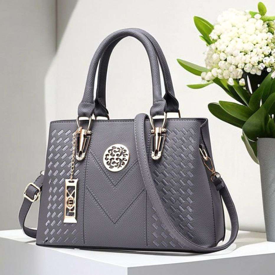 Elegant Embroidered Women’s Handbag – Large Capacity Shoulder & Crossbody Fashion Bag