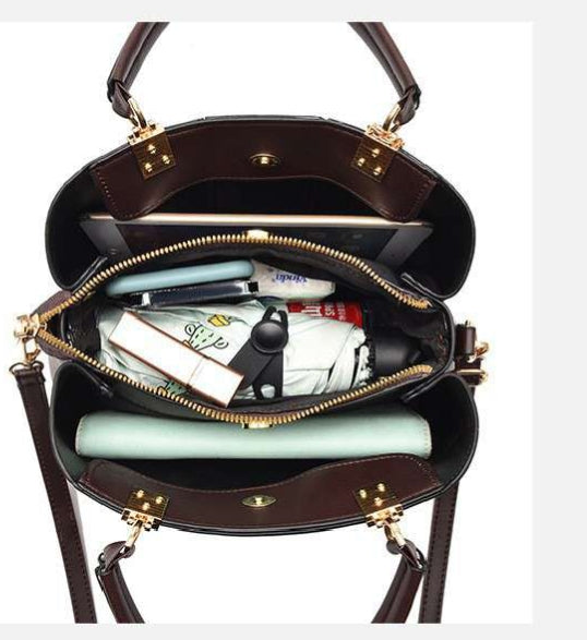 Trendy Mini Crossbody Bag – Stylish Color Matching Women’s Shoulder Bag (Small & Lightweight)