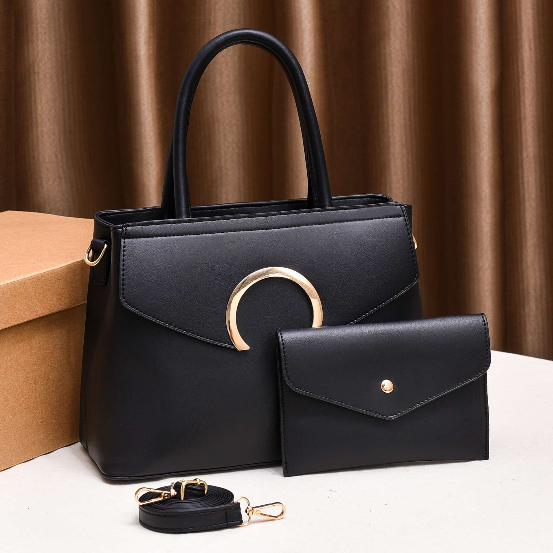 Elegant Large Capacity Women’s Handbag – Retro Shoulder & Crossbody Bag