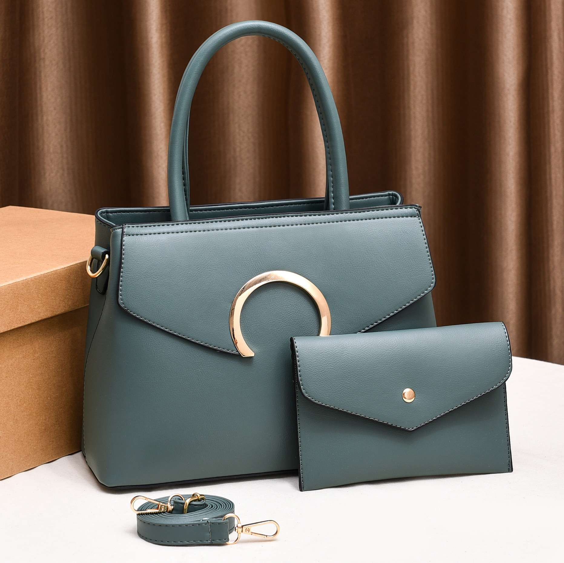 Elegant Large Capacity Women’s Handbag – Retro Shoulder & Crossbody Bag